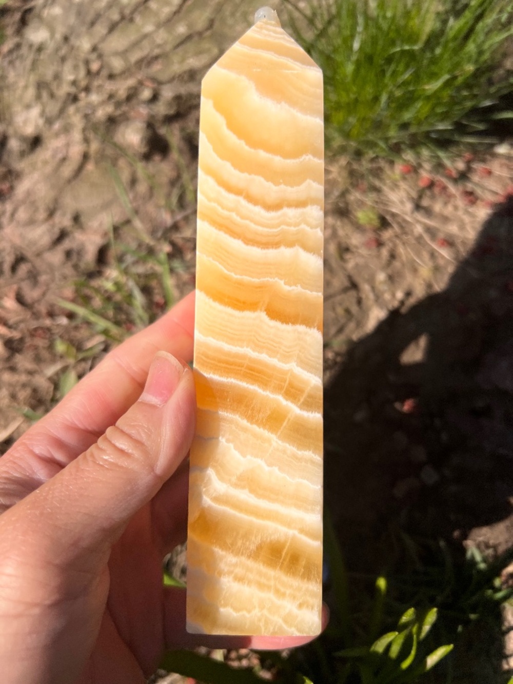 Yellow (3) calcite tower | crystal